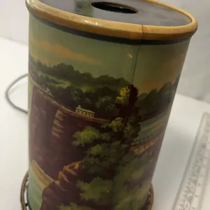 Vintage Econolite motion lamp from 1955 features a colorful lithograph scene of Niagara Falls