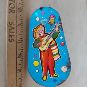 Vintage Tin Litho Noisemaker US Metal Toy Mfg. Co.