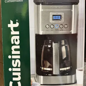Cuisinart 14-Cup Programmable Coffeemaker Stainless Steel And Glass Carafe