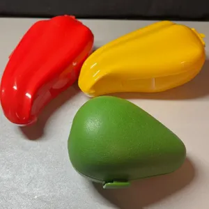 Tupperware Avocado Keeper & 2 Pepper Keepers Excellent Condition Vegetable