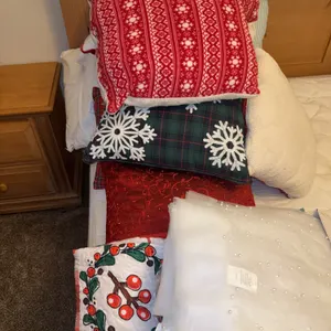 Christmas Linens