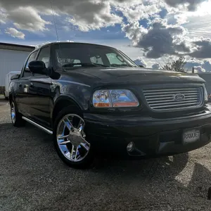 2003 Ford F150 Harley Davidson Truck