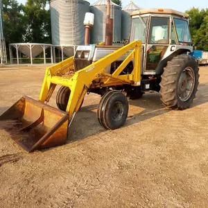 OFFSITE - 1979 white tractor 2-85 with easy on front end loader. 8500 hours
