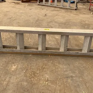 OFFSITE - Step deck riser bunk, 19”, Part # B219LK. In nice condition.