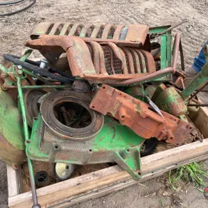 Pallet of John Deere 2 Cylinder Parts