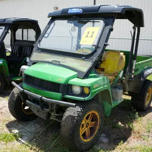 John Deere Gator 4x4 XUV