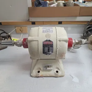 Handler No. 26A Red Wing Motor, 1/4HP, RPM: 1725/3450