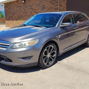 2011 Ford Taurus 