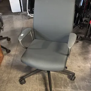 KRUG DORSO HI-BACK UPHOLSTERED OFFICE/CONFERENCE CHAIR