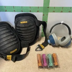 KNEE PADS/ FLASHLIGHTS