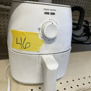 MAINSTAY OILESS FRYER