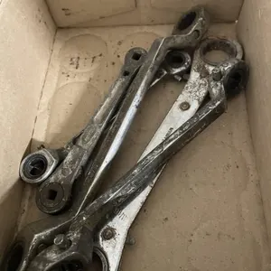 RATCHET WRENCHES