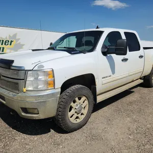 2011  Chevrolet  Silverado 2500HD  4x4 LT 4dr Crew Cab SB