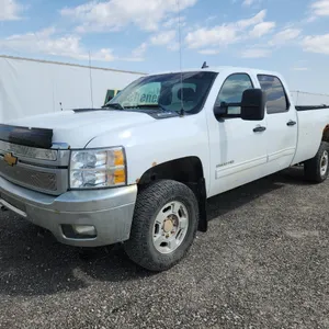 2013  Chevrolet  Silverado 2500HD  4x4 LT 4dr Crew Cab LB