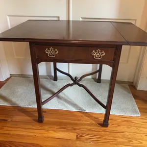 Kindel Mahogany Drop Leaf Table