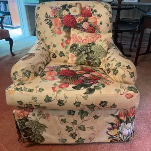 Upholstered Accent Chair
