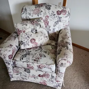 England Inc. Maxima BK Plum Covered Chair 35''X35''X35'' Matches Lot 2