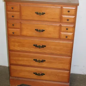 Maple Chest Of Drawers