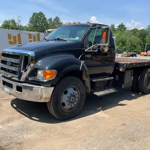 2006 FORD F-650 SINGLE AXLE REGULAR CAB FLATBED TRUCK VIN: 3FRNF65R56V264106