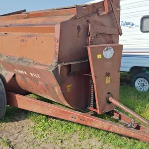 Round Tank Manure Spreader