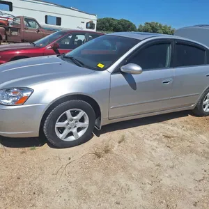 2006 Nissan Altima SL 2.5 Car - 241,300kms
