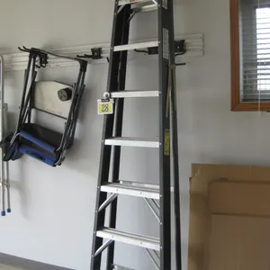 8ft Step Ladder
