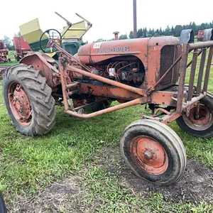 ALLIS CHALMERS WD 2WD TRACTOR - NOT RUNNING IN OUR YARD - s/n 200881