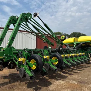 2006 John Deere 1770NT 24row30 Planter