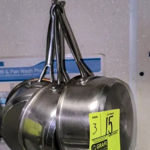 Cuisinart 719-16 stainless steel sauce pan. Features a 1.5-quart capacity, induction-ready base, and riveted helper handle. Includes a matching stainl