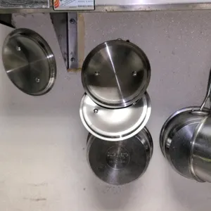 Cuisinart 719-16 stainless steel 1.5-quart saucepan with lid. Features classic stainless steel construction with an aluminum encapsulated base. Equipp