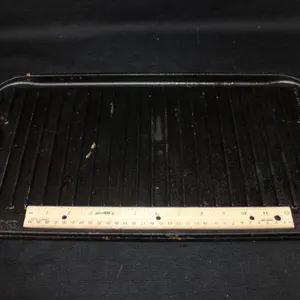 Lodge Cast Iron 2-Sided Griddle