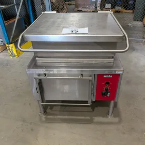 Tilt Skillet Braising Pan
