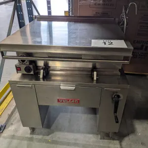 Tilt Skillet Braising Pan