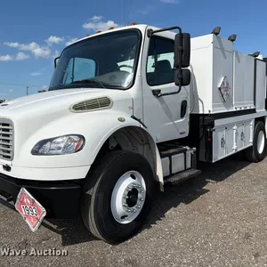 2012 Freightliner Business Class M2 fuel / lube truck