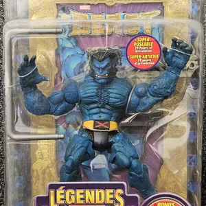 Marvel Legends Series VI 'The Beast' 2005 Release With Comic