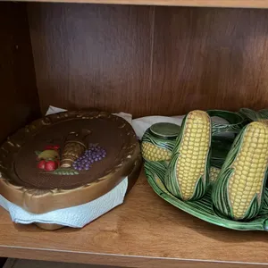 Vintage Ceramic Corn Cob Fruit Serving Set