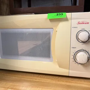 Sunbeam Microwave  Toaster Oven Set