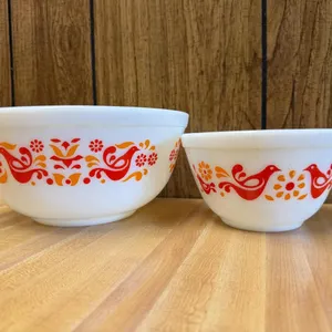 Pyrex Butterprint Vintage Mixing Bowls Set