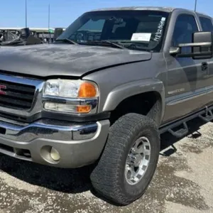(CA) 2003 GMC Sierra 2500HD