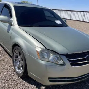(AZ) 2005 Toyota Avalon