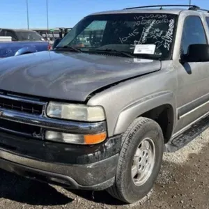(CA) 2002 Chevrolet Suburban
