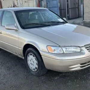 (CA) 1999 Toyota Camry