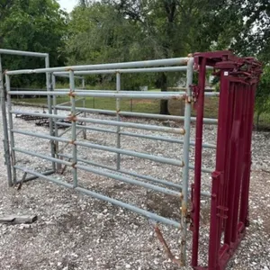 Head Gate W/ Alley