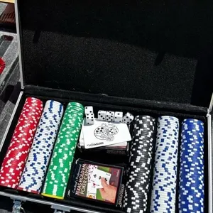 Poker set with case