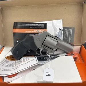 Taurus Revolver 44
Box included
Serial#