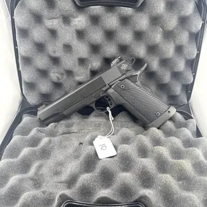 Rock Island M1911 A2 Tact II 10MM
One clip and