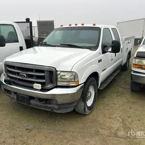 2002 Ford F-350 4x2 Crew Cab Utility Truck