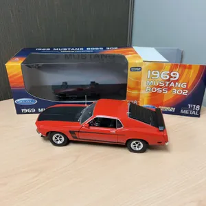 Welly 1:18 Scale 1969 Ford Mustang Boss 302 Die-Cast Model with Box and Base Plate, Premium Collecti