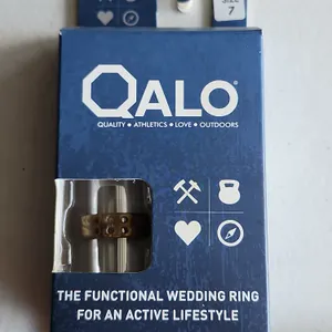 New Qalo Gold Womens Size 7 Ring, Functional Wedding Ring For Active Lifestyle