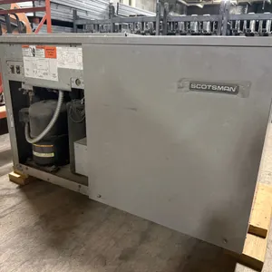 SCOTSMAN  CME1402WE-32A ICE MACHINE SN: 994995-08N